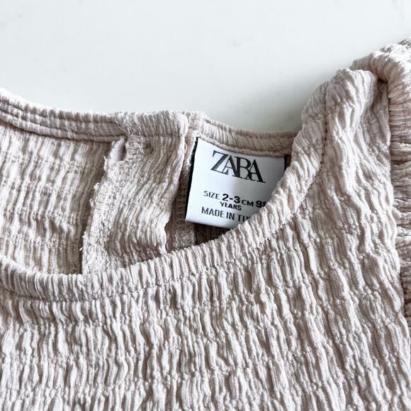 Zara girls nuetral ecru crinkled dress with rufles size 2/3 - Picture 5 of 5